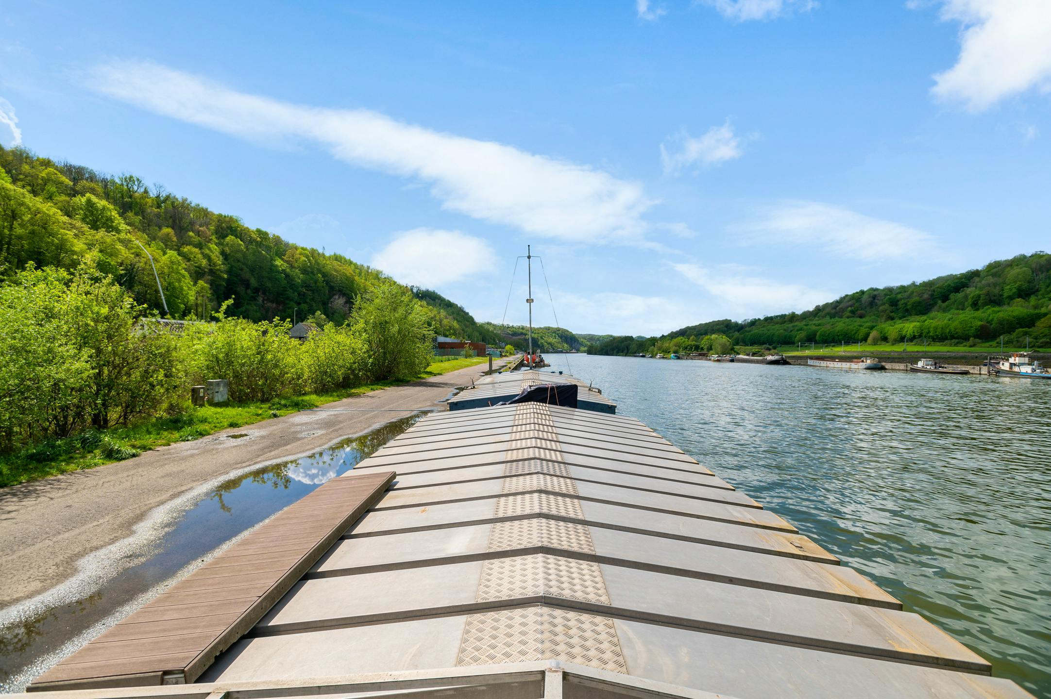 Django — thumbnail 5